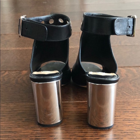 PRADA Open Toe Metallic Rivet Block Heel Sandals 6 - Picture 4 of 15